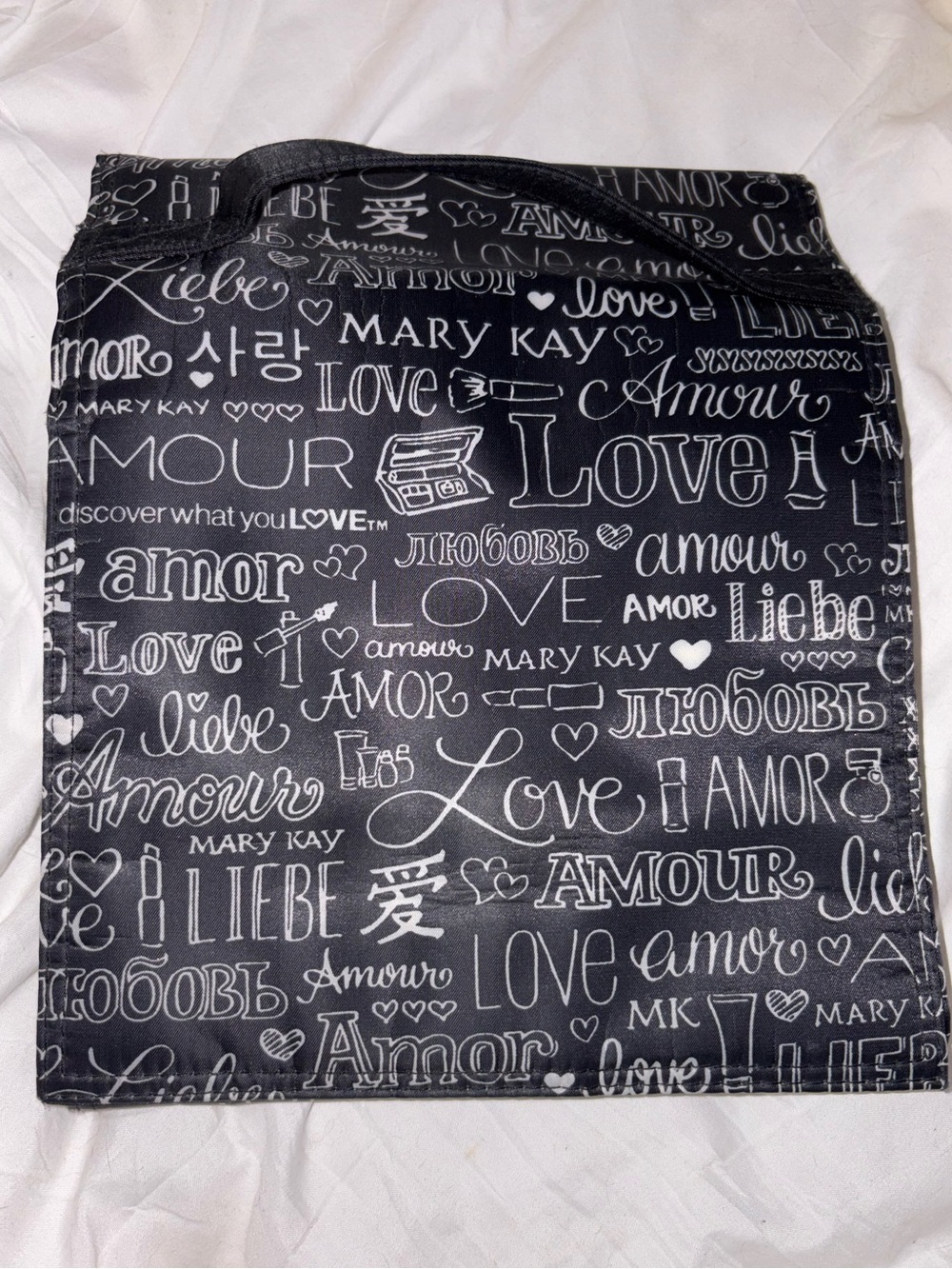 Mary Kay Discover What You Love Hanging Travel Roll Up Bag w/ Detachable Bags